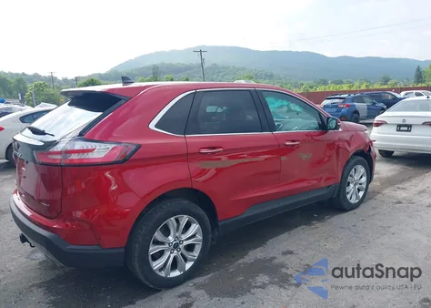 2022 Ford Edge Titanium z USA, uszkodzony, nr VIN 2FMPK4K94NBA43561